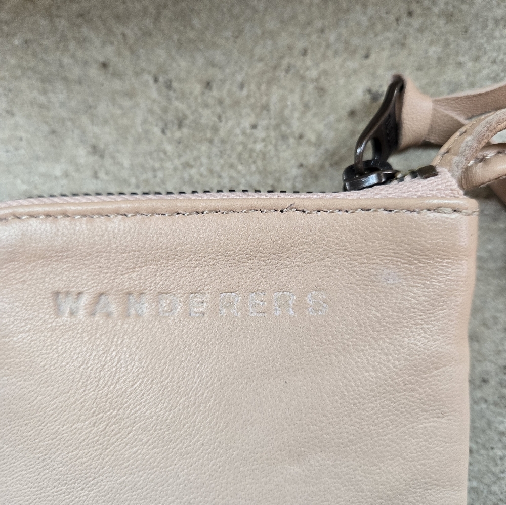 Wander Les Essentiels Blush Leather Wallet - Picture 3 of 13
